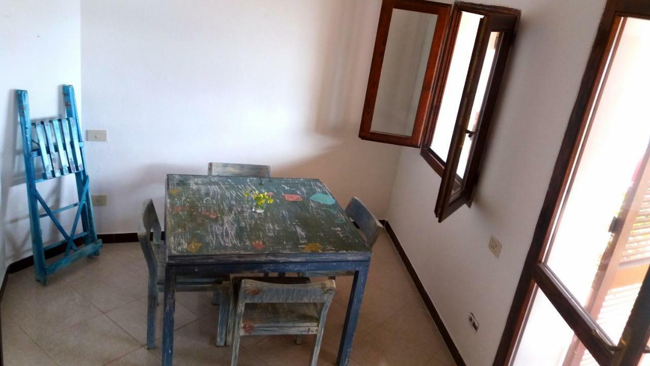 Appartamento Fronte Mare Santa Teresa Gallura Εξωτερικό φωτογραφία