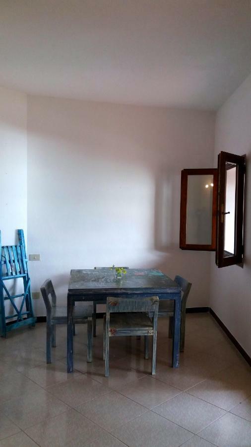 Appartamento Fronte Mare Santa Teresa Gallura Εξωτερικό φωτογραφία